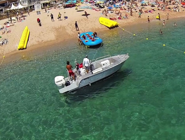  Preparing the boat on the shore 